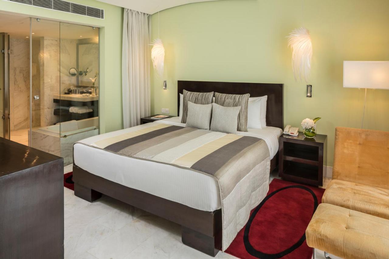 Hotel The Park Chennai Extérieur photo