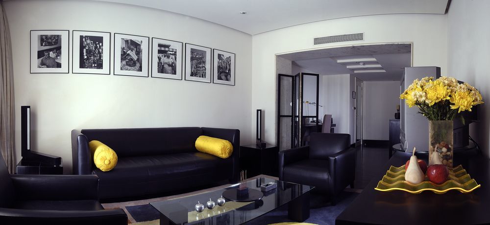 Hotel The Park Chennai Extérieur photo The interior of a suite at the Mandarin Oriental, Paris