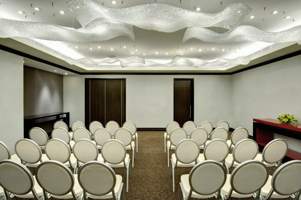Hotel The Park Chennai Extérieur photo Meeting room